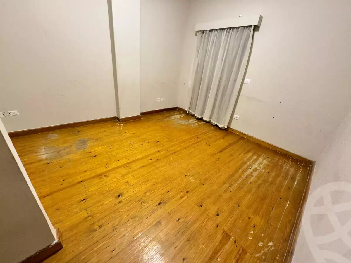 https://aqarmap.com.eg/ar/listing/6288840-for-sale-cairo-new-cairo-el-yassamin-el-yasmeen-4-ali-al-sibai-st