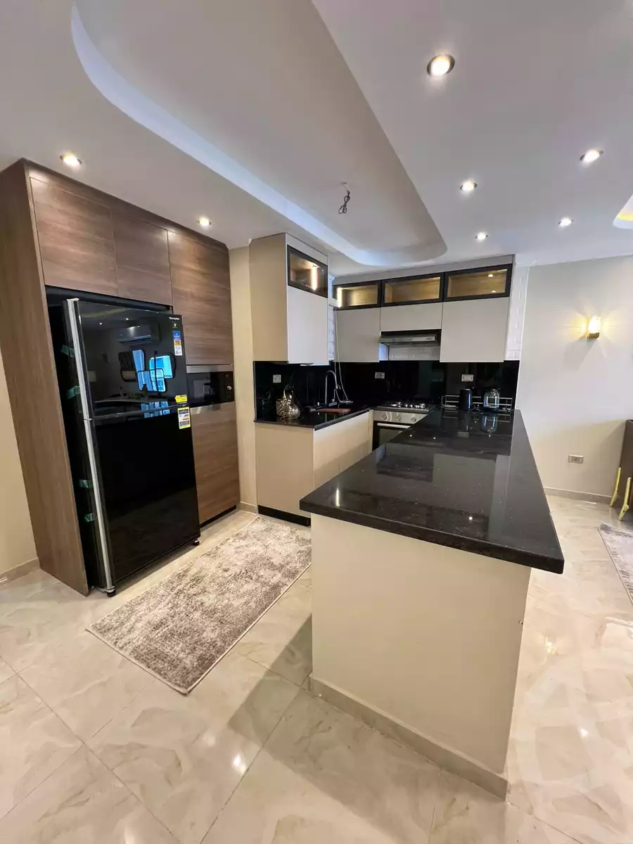 https://aqarmap.com.eg/ar/listing/6289364-for-sale-cairo-new-cairo-compounds-mwrd-fq-llttwyr
