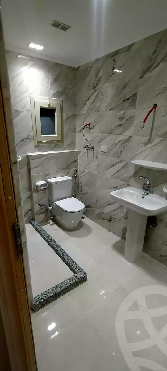 https://aqarmap.com.eg/en/listing/6290399-for-rent-cairo-el-mohandesen-lebnan-square