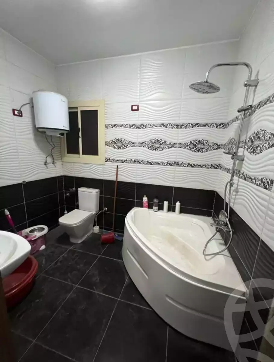 https://aqarmap.com.eg/ar/listing/6291598-for-sale-cairo-helwan-hadayek-helwan-gamal-abd-el-nasir