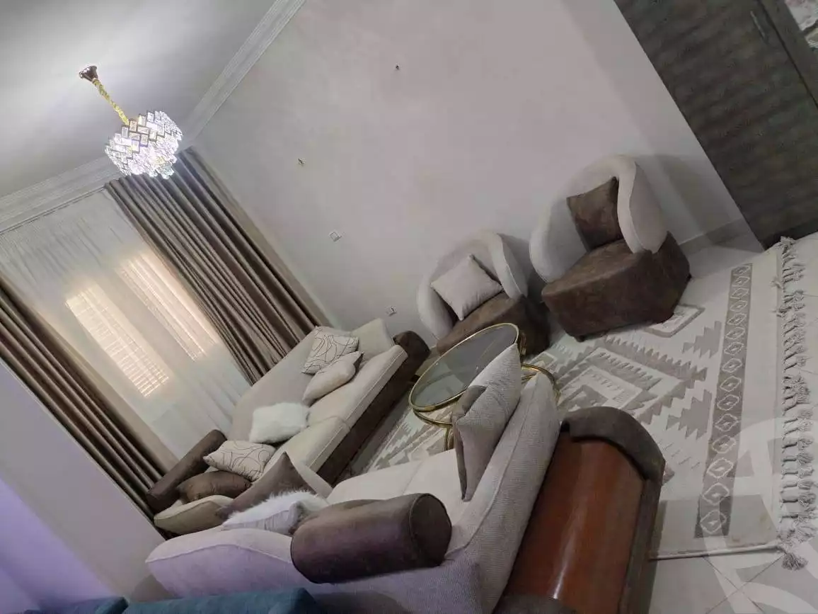 https://aqarmap.com.eg/ar/listing/6294306-for-sale-cairo-helwan-helwan-el-sharkeya-saleh-sobhy-st