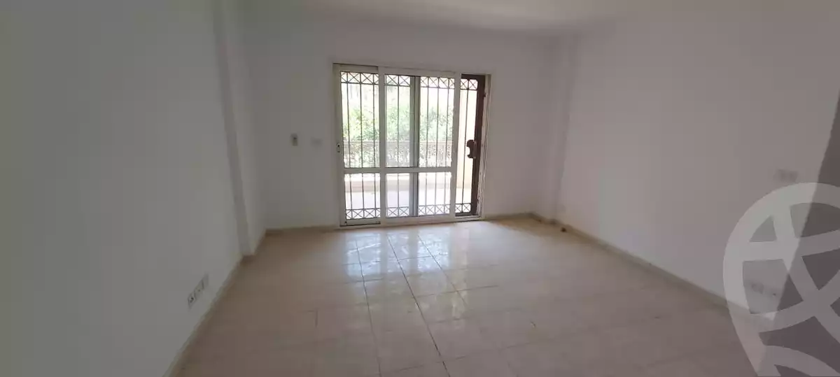 https://aqarmap.com.eg/ar/listing/6295109-for-sale-cairo-new-cairo-madinaty-third-zone-buildings-talaat-moustafa-road