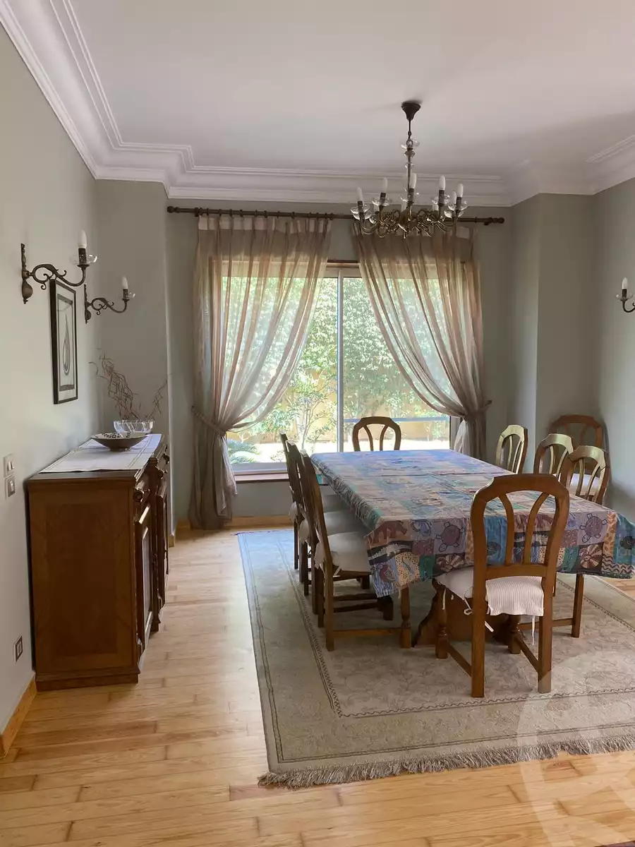 https://aqarmap.com.eg/en/listing/6295148-for-sale-cairo-6th-of-october-compounds-royal-hills