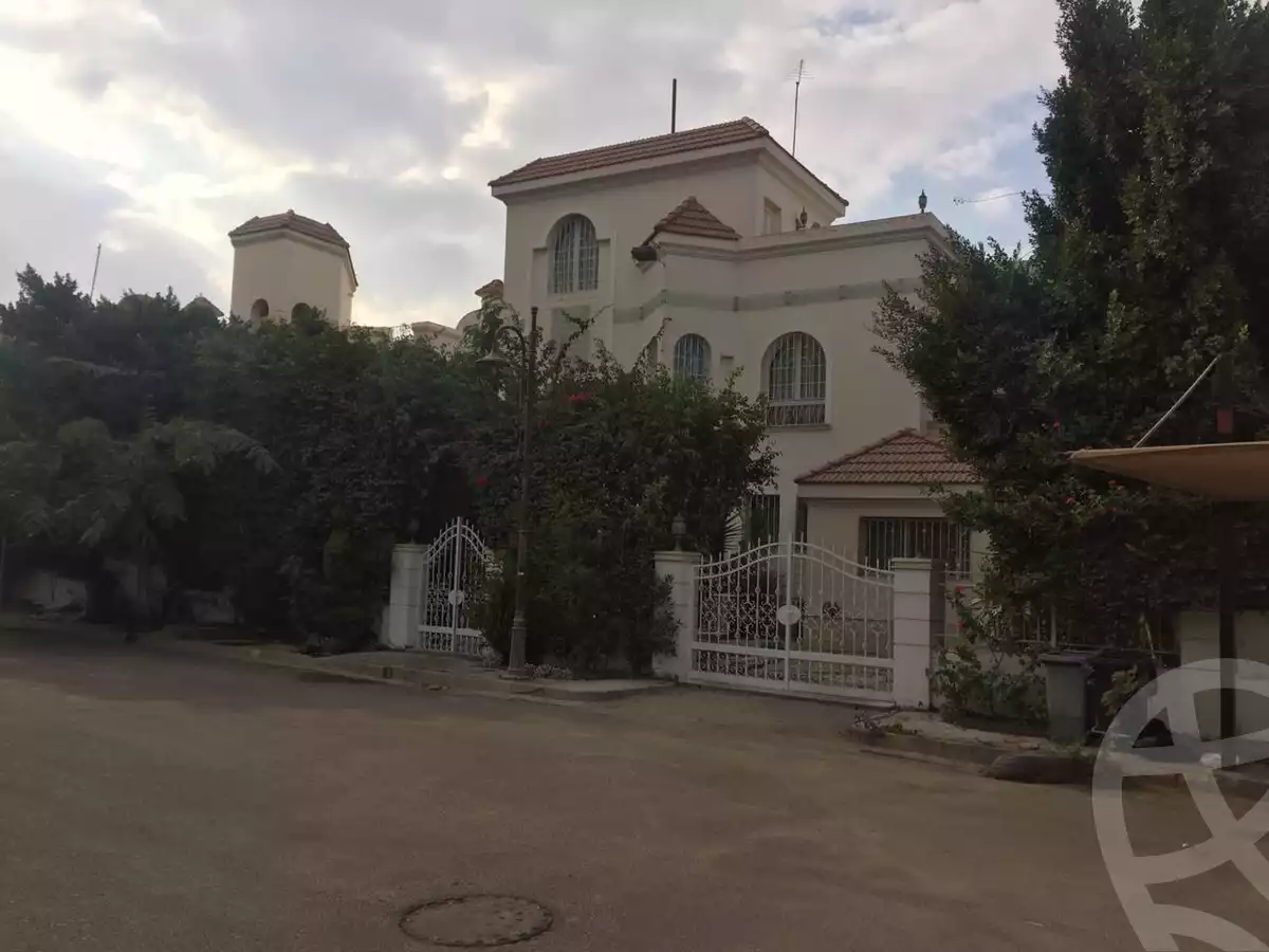 https://aqarmap.com.eg/en/listing/6295358-for-sale-cairo-6th-of-october-compounds-mall-of-egypt-al-futtaim