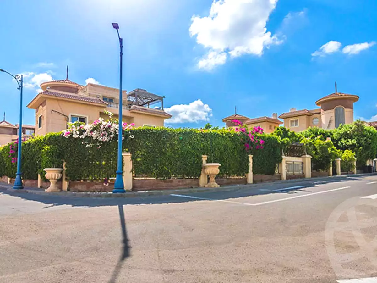 https://aqarmap.com.eg/en/listing/2840351-projects-orouba-royal