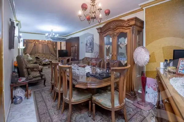 https://aqarmap.com.eg/en/listing/6297322-for-sale-alexandria-zezenia-ibrahim-el-attar-st