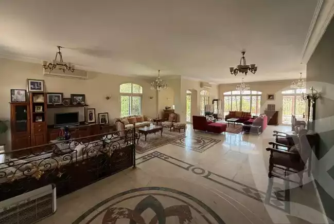 https://aqarmap.com.eg/en/listing/6298963-for-sale-cairo-el-shorouk-compounds-el-shorouk-2000
