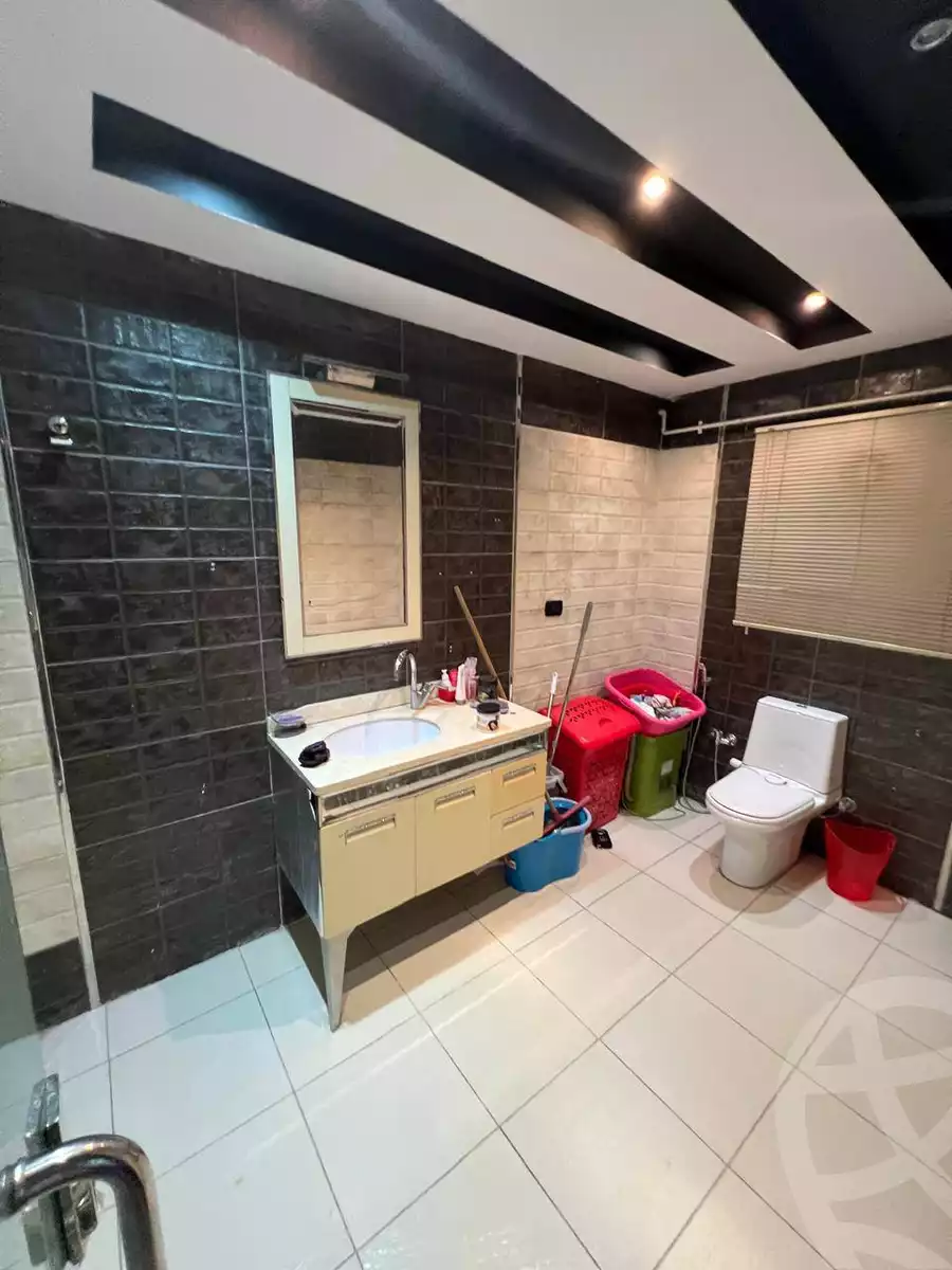 https://aqarmap.com.eg/ar/listing/6299382-for-sale-cairo-helwan-helwan-el-sharkeya-abd-el-rahman-pasha-st