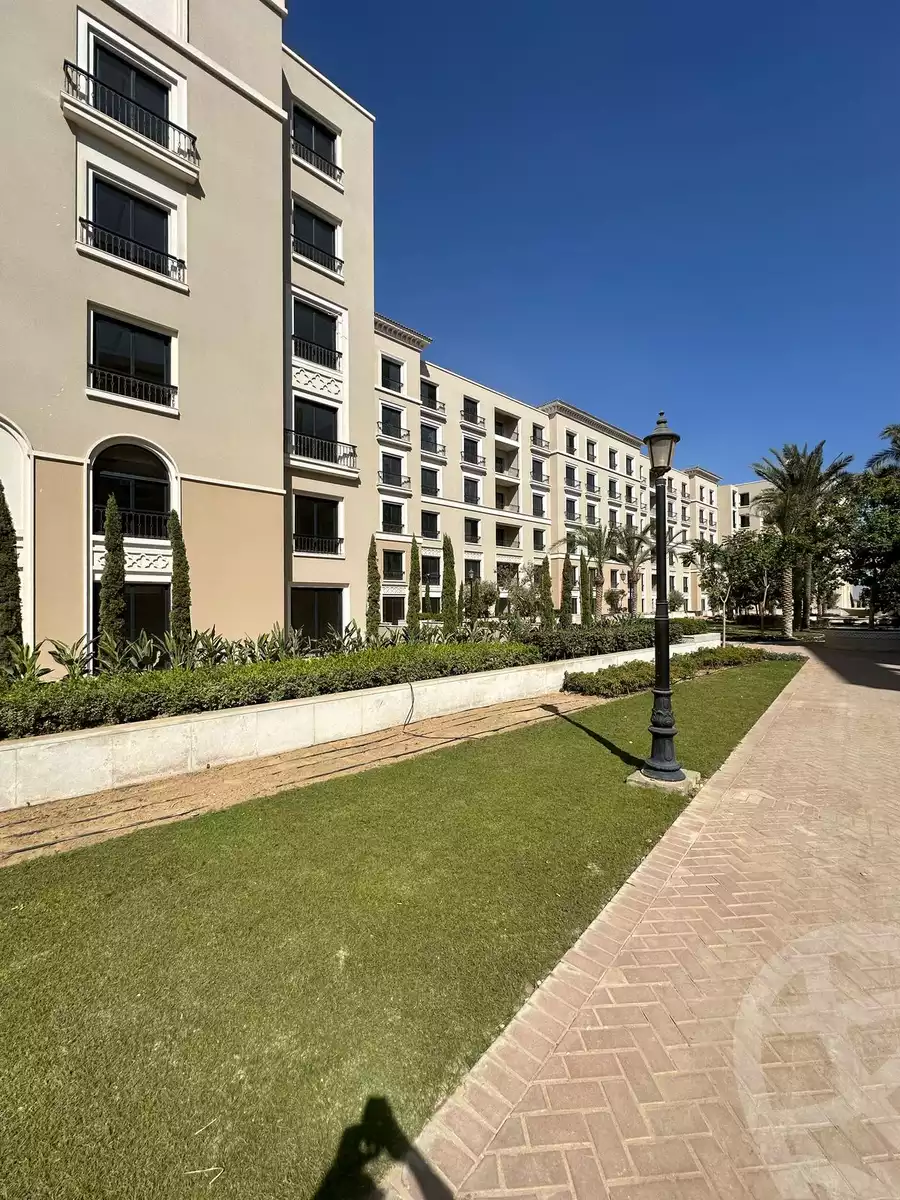 https://aqarmap.com.eg/en/listing/6301041-for-rent-cairo-el-sheikh-zayed-city-compounds-kmbwnd-fyldj-wyst-dr-llttwyr
