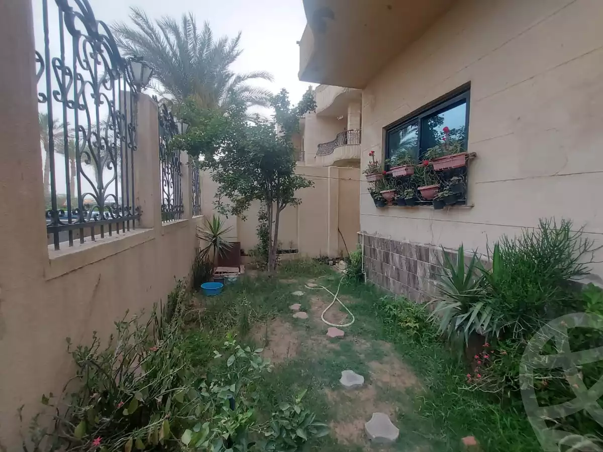 https://aqarmap.com.eg/ar/listing/6303378-for-sale-cairo-new-cairo-ganob-el-akadamiya-south-academy-a-zaid-ebn-haretha-st