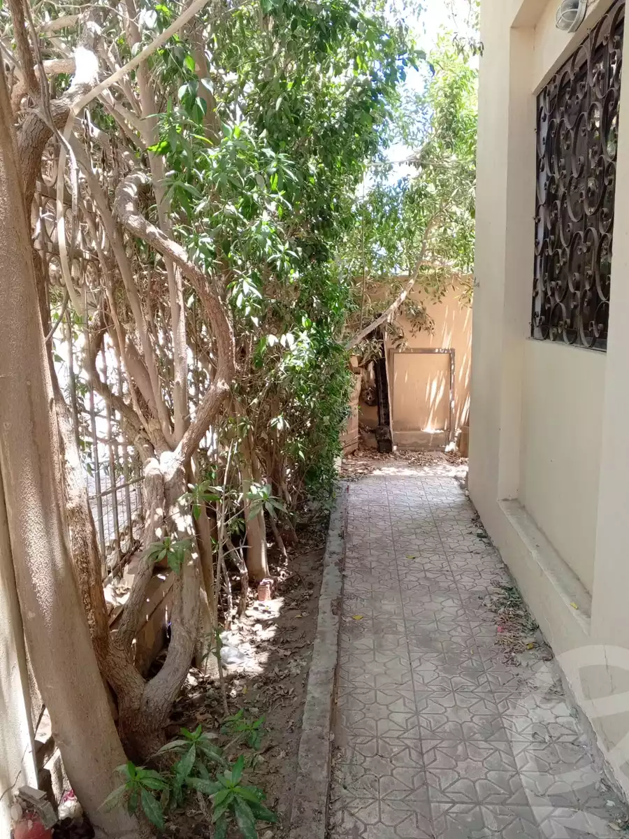 https://aqarmap.com.eg/ar/listing/6303422-for-sale-cairo-6th-of-october-hadaeq-october-kmbwnd-fy-hdyq-ktwbr-el-fardoos-city