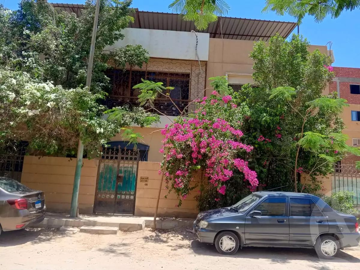 https://aqarmap.com.eg/ar/listing/6303422-for-sale-cairo-6th-of-october-hadaeq-october-kmbwnd-fy-hdyq-ktwbr-el-fardoos-city
