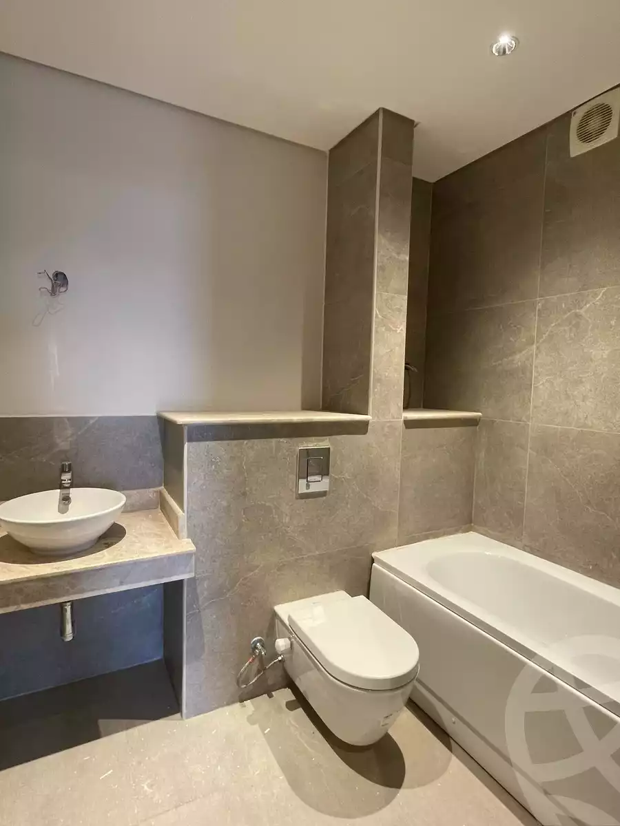 https://aqarmap.com.eg/en/listing/6303427-for-sale-cairo-el-sheikh-zayed-city-compounds-zyd-wr-llttwyr-z-tower