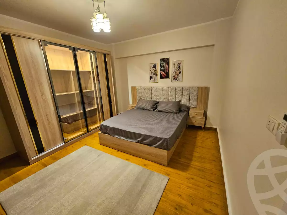 https://aqarmap.com.eg/ar/listing/6303433-for-rent-cairo-new-cairo-compounds-the-water-way