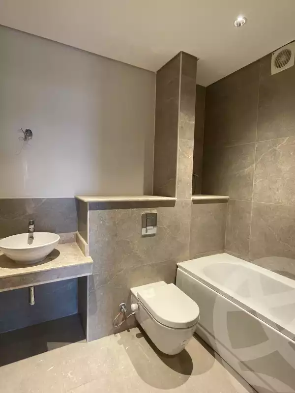 https://aqarmap.com.eg/en/listing/6303417-for-sale-cairo-el-sheikh-zayed-city-compounds-zyd-wr-llttwyr-z-tower