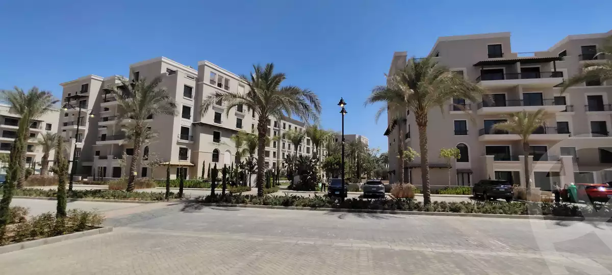 https://aqarmap.com.eg/en/listing/6303625-for-sale-cairo-el-sheikh-zayed-city-compounds-kmbwnd-fyldj-wyst-dr-llttwyr