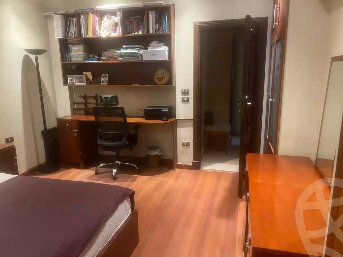 https://aqarmap.com.eg/en/listing/6304159-for-sale-cairo-el-sheikh-zayed-city-compounds-zayed-2000
