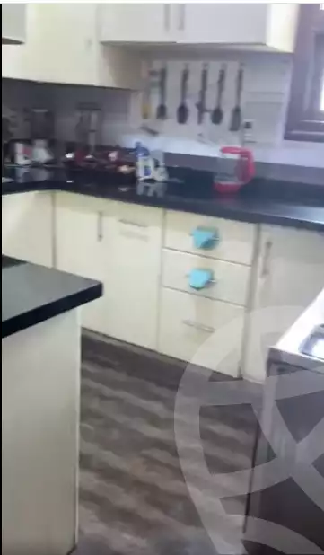 https://aqarmap.com.eg/ar/listing/6305208-for-sale-cairo-ain-shams-ain-shams-el-sharkia-abd-el-hamid-othman-st