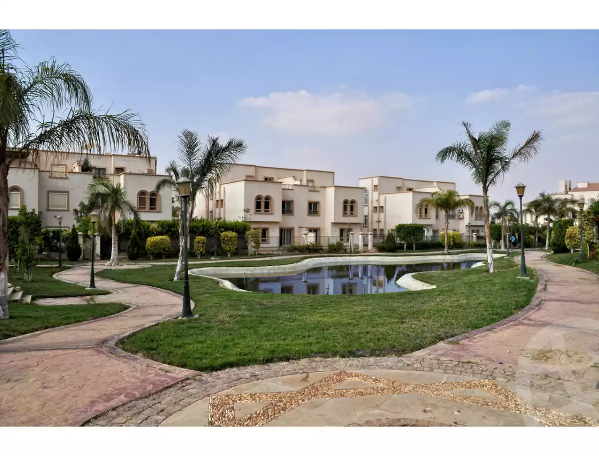 https://aqarmap.com.eg/en/listing/6306603-for-sale-cairo-el-sheikh-zayed-city-compounds-greens