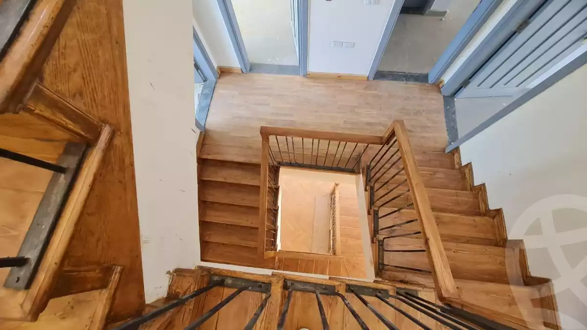 https://aqarmap.com.eg/en/listing/6306766-for-sale-cairo-el-sheikh-zayed-city-compounds-el-patio-zahraa