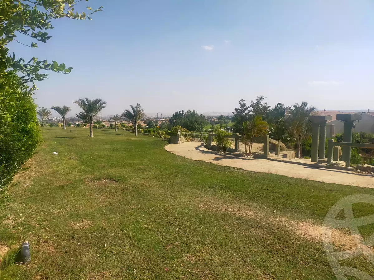 https://aqarmap.com.eg/ar/listing/6306889-for-sale-cairo-el-sheikh-zayed-city-compounds-el-rabwa
