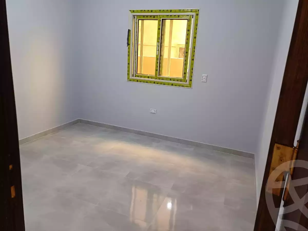 https://aqarmap.com.eg/ar/listing/6306924-for-sale-cairo-new-cairo-compounds-el-mostashareen-compound