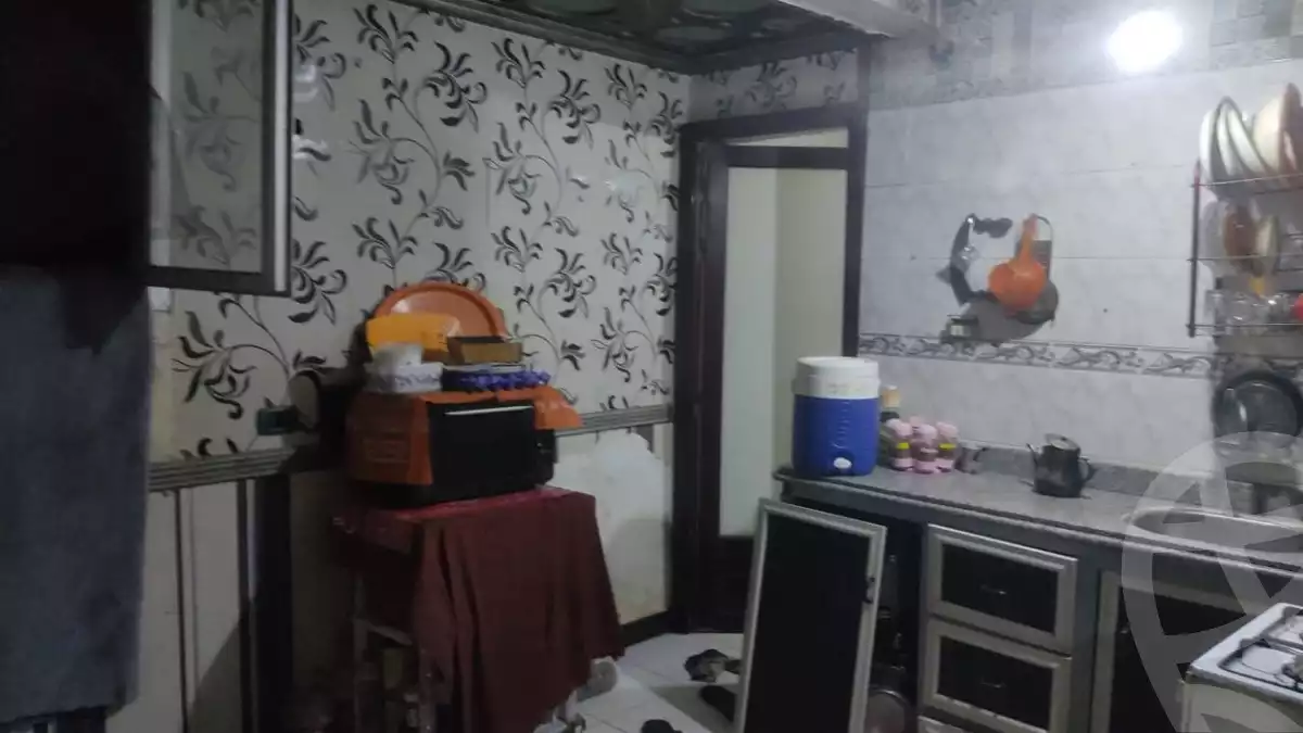 https://aqarmap.com.eg/en/listing/6307004-for-sale-alexandria-moharram-bey-erfan-st