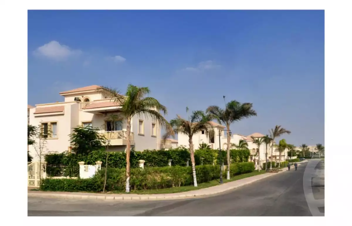 https://aqarmap.com.eg/ar/listing/6307109-for-sale-cairo-el-sheikh-zayed-city-compounds-greens