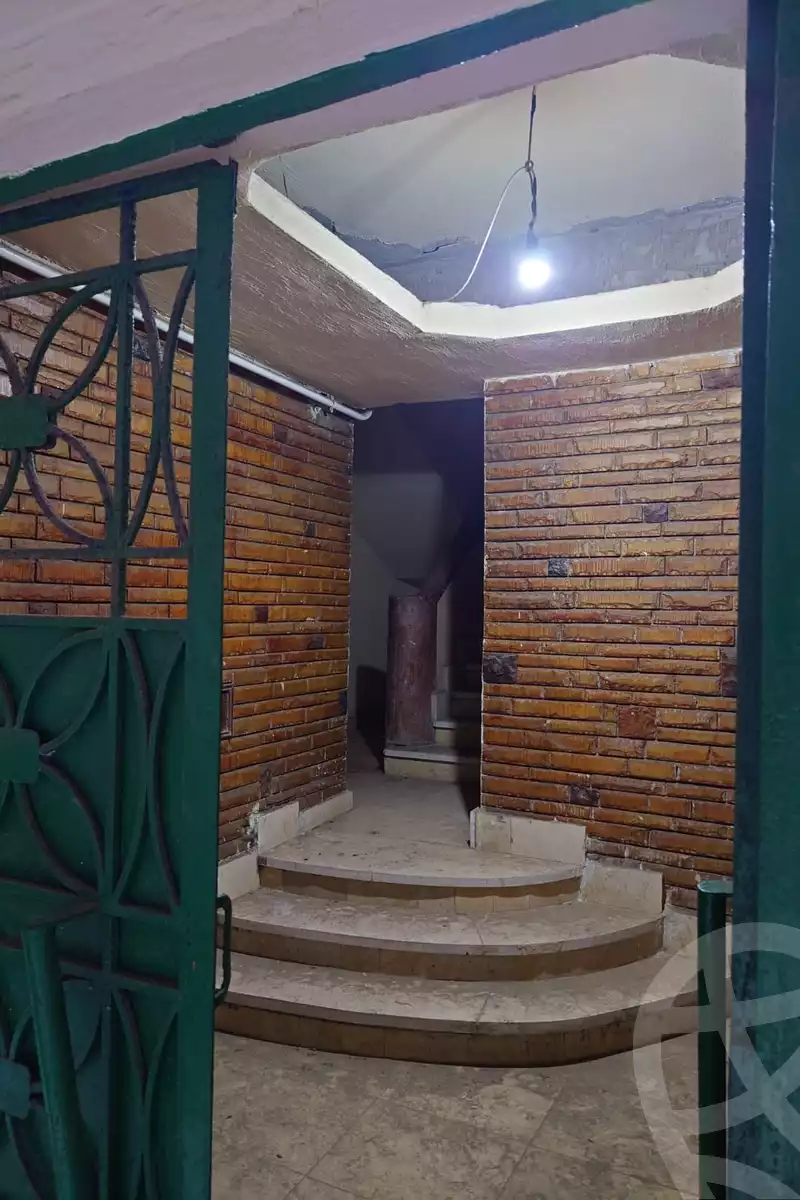 https://aqarmap.com.eg/ar/listing/6307139-for-sale-alexandria-sydy-bshr-sydy-bshr-bhry-shr-mhmwd-l-yswy