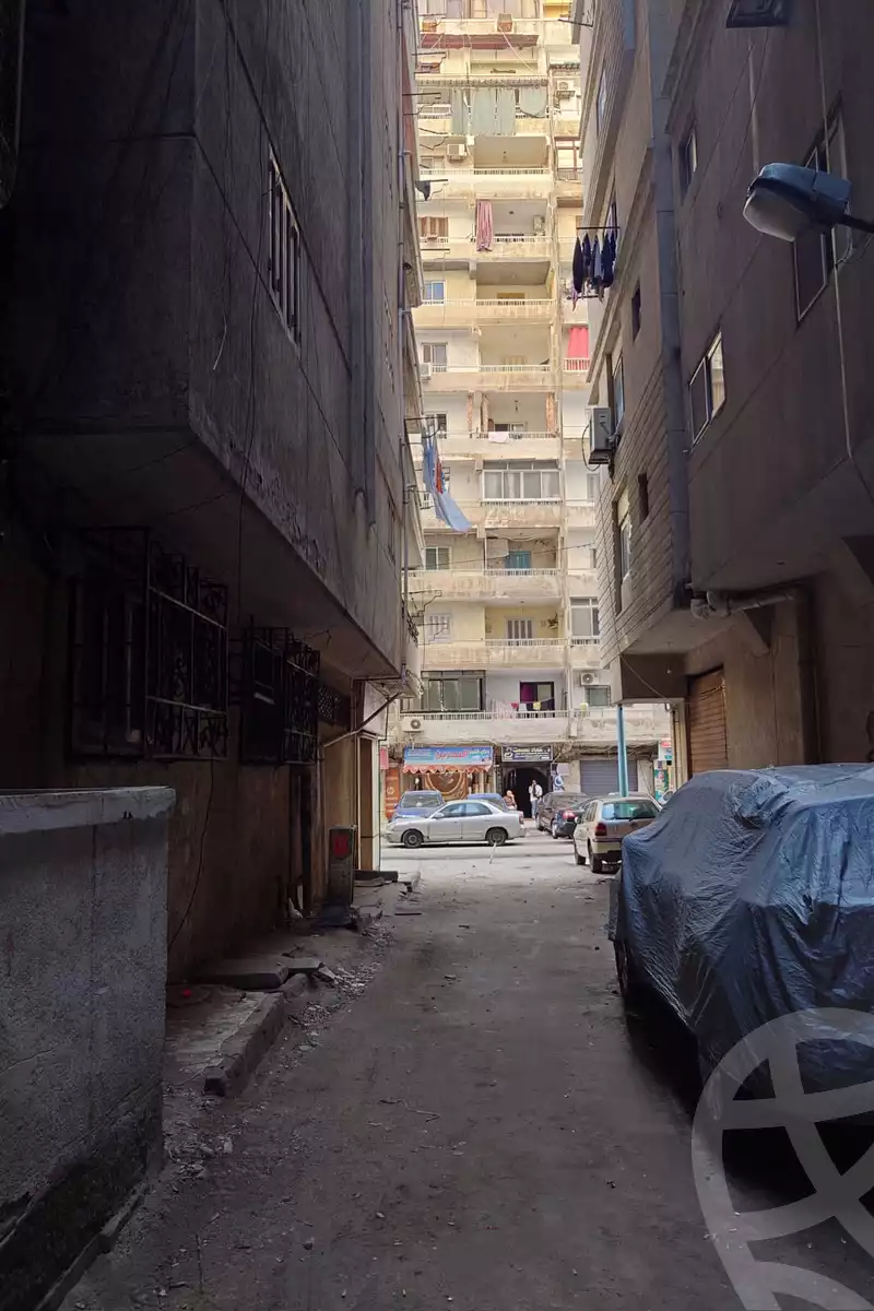 https://aqarmap.com.eg/ar/listing/6307139-for-sale-alexandria-sydy-bshr-sydy-bshr-bhry-shr-mhmwd-l-yswy