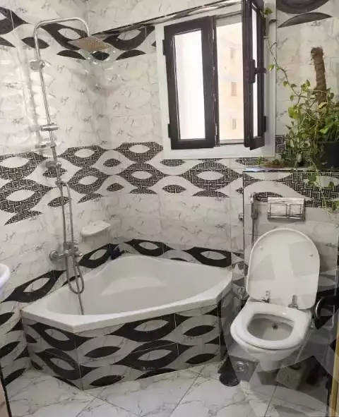 https://aqarmap.com.eg/en/listing/6309051-for-rent-alexandria-new-miami-el-quds-school-st