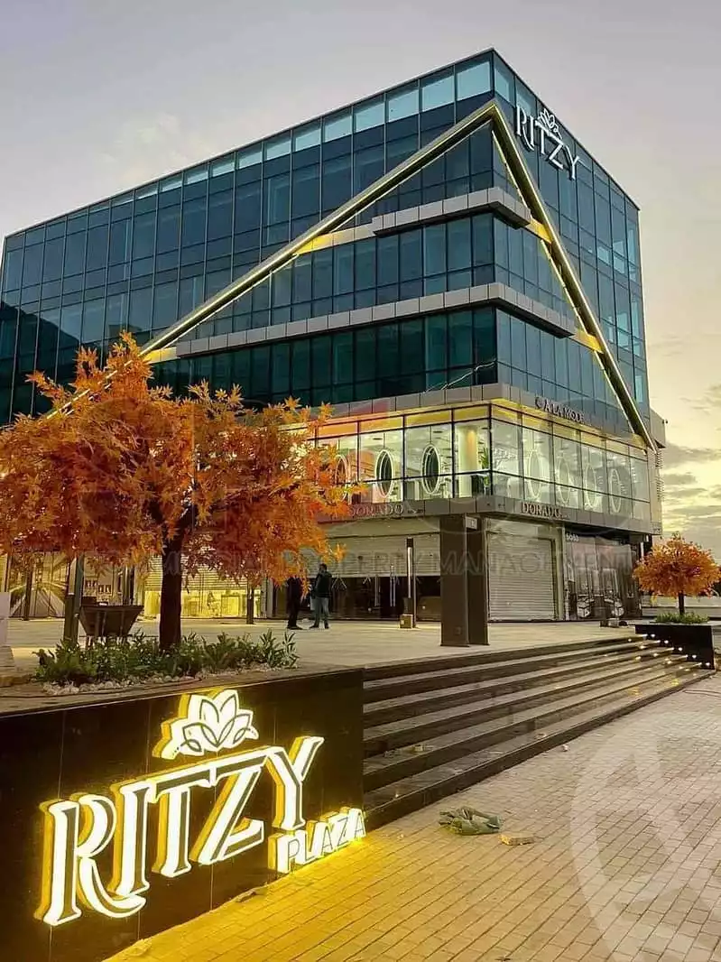 https://aqarmap.com.eg/ar/listing/6309128-for-sale-cairo-el-sheikh-zayed-city-compounds-rytzy-blz-mwl-tybh-llstthmr-l-qry