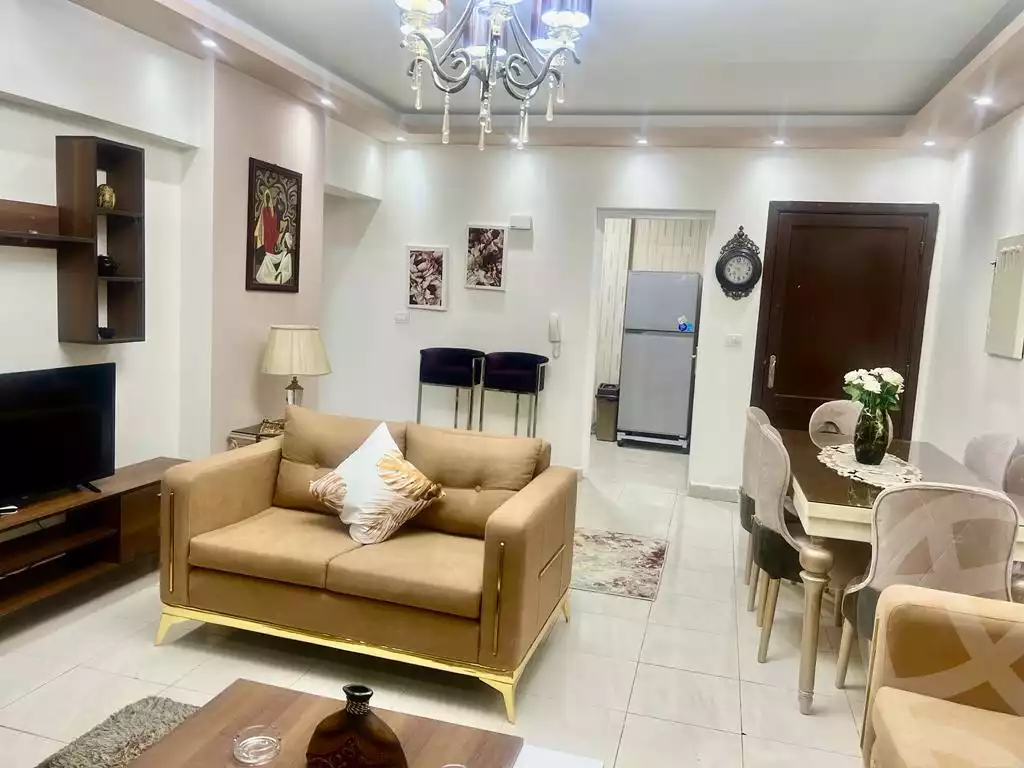 https://aqarmap.com.eg/en/listing/6309172-for-rent-cairo-new-cairo-lrhb-city-phase-1-alabnoudi-st