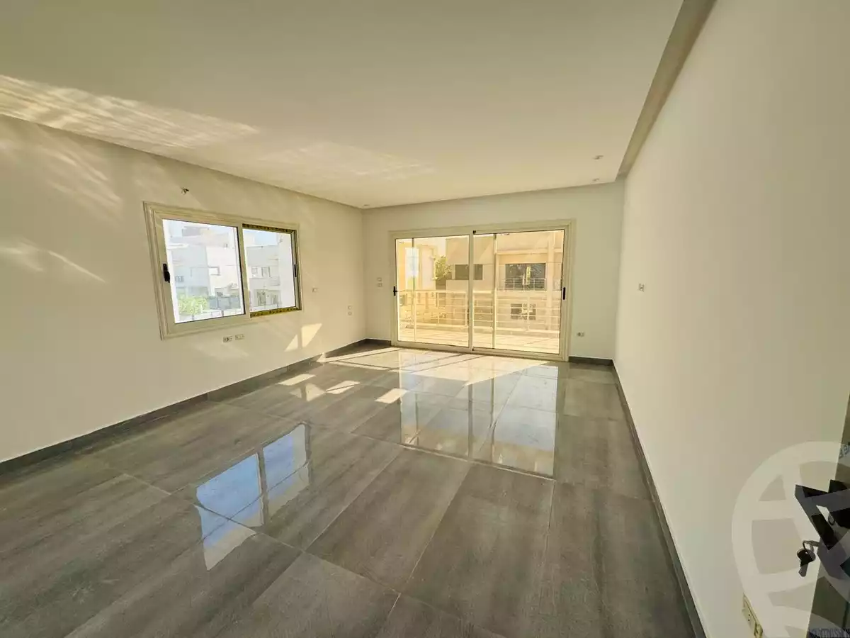https://aqarmap.com.eg/en/listing/6309892-for-sale-cairo-new-cairo-madinaty-lmntq-lkhms-fylt-group-21