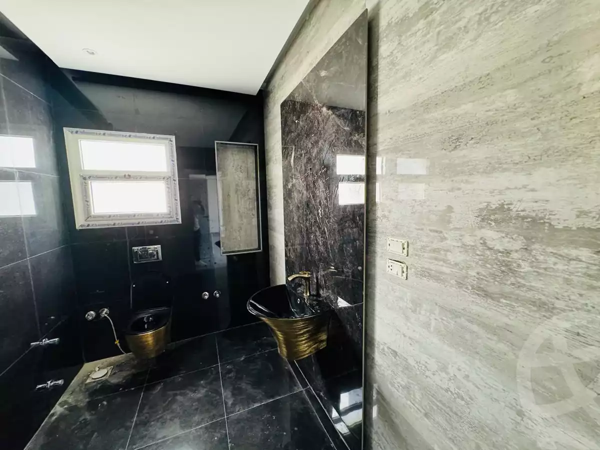 https://aqarmap.com.eg/en/listing/6309892-for-sale-cairo-new-cairo-madinaty-lmntq-lkhms-fylt-group-21