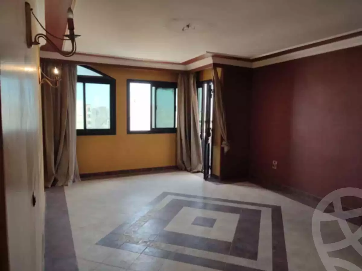 https://aqarmap.com.eg/en/listing/6310542-for-sale-cairo-shoubra-rod-el-farag-abou-el-farag-st
