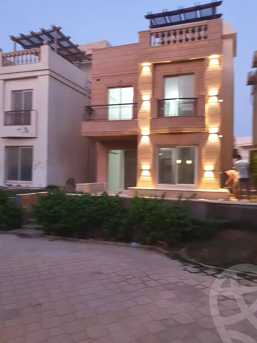 https://aqarmap.com.eg/ar/listing/6312361-for-sale-ain-elsokhna-tryq-l-yn-lskhn-lz-frn