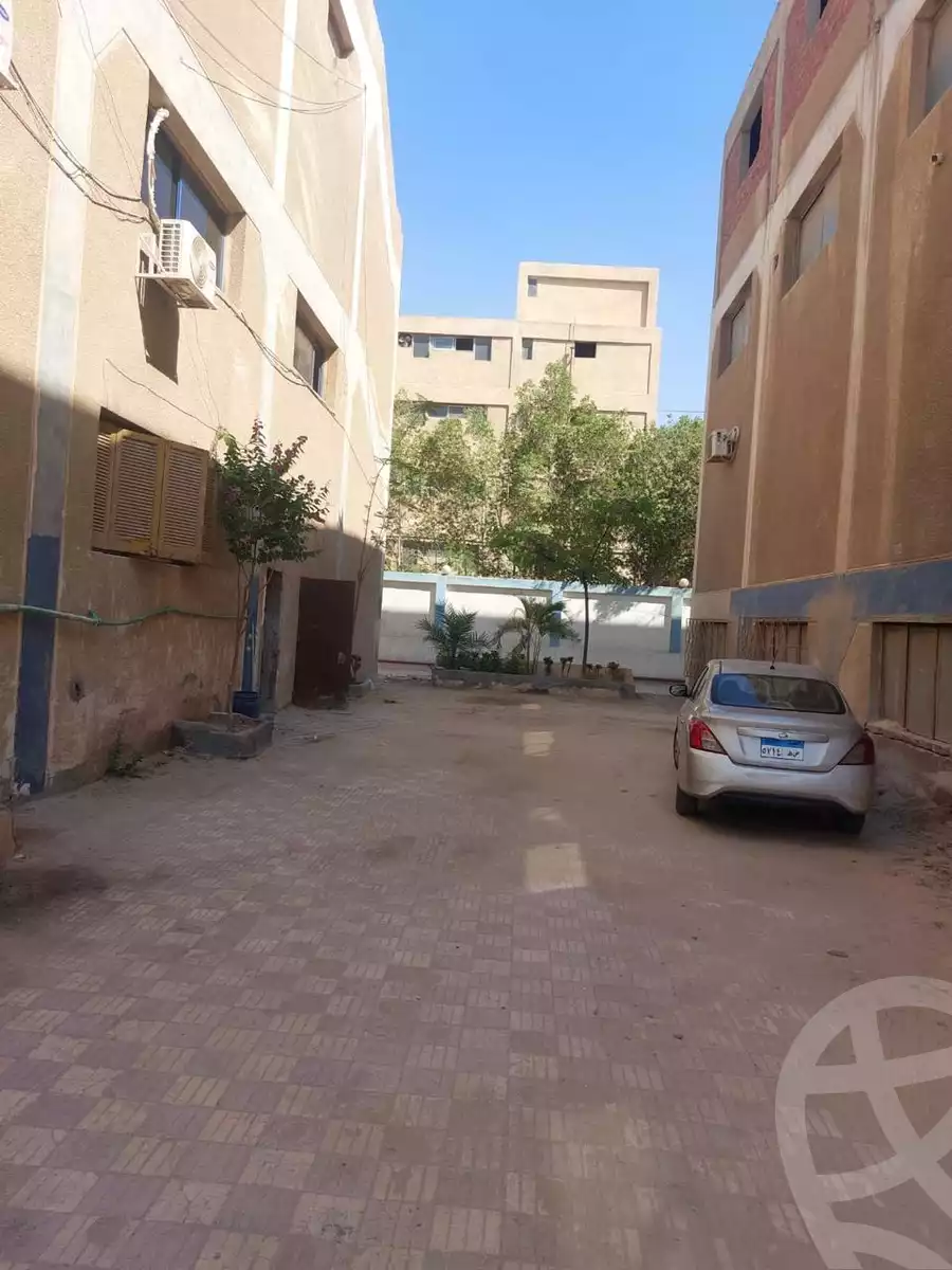 https://aqarmap.com.eg/en/listing/6312642-for-sale-cairo-6th-of-october-el-mantqa-el-snaaaya-industrial-zone-1
