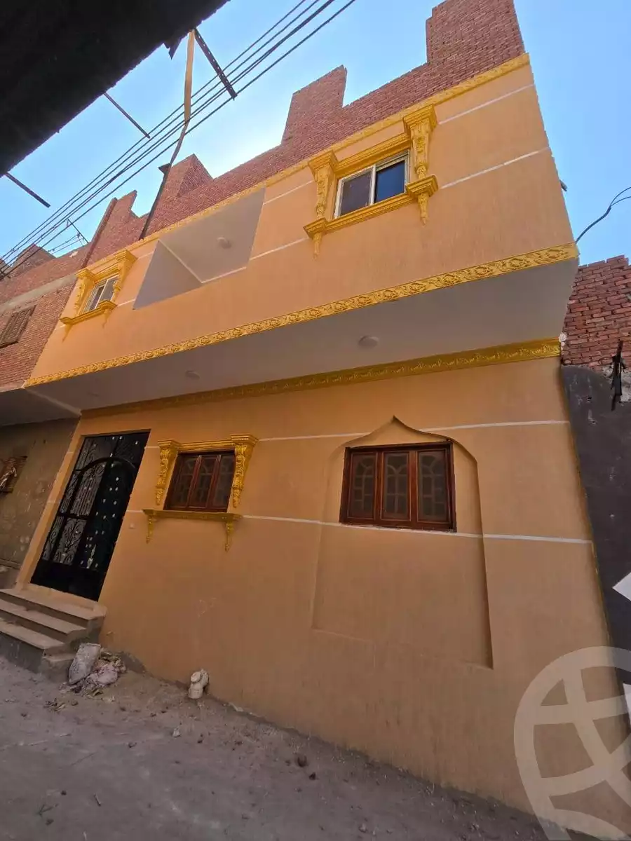 https://aqarmap.com.eg/en/listing/6312705-for-sale-qalyubia-qlioub-blqs