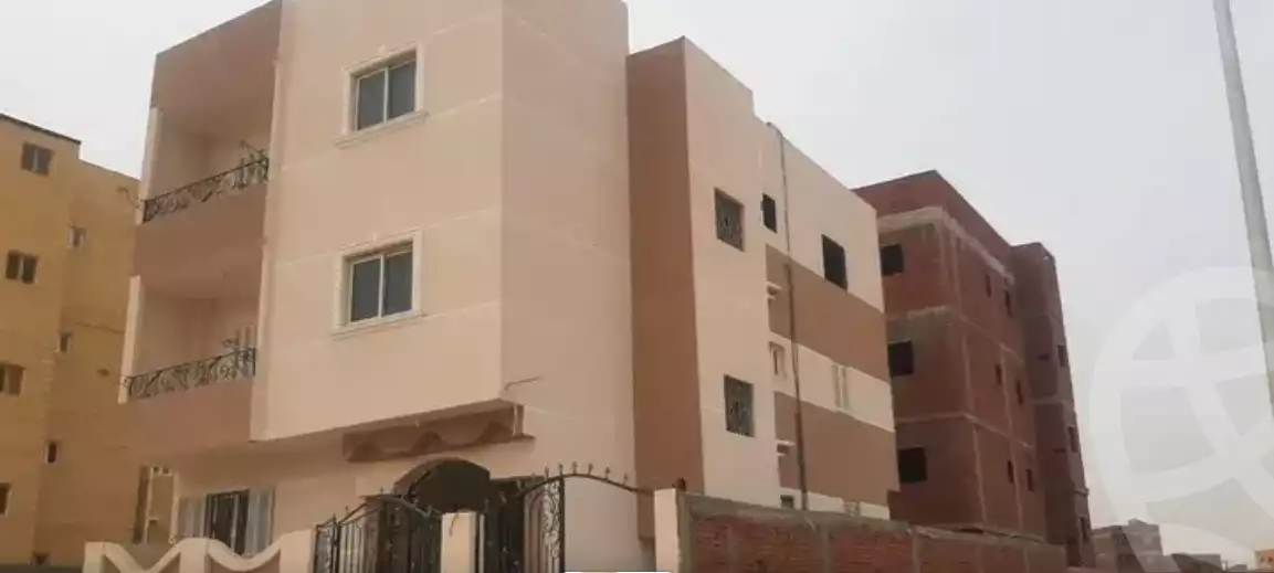 https://aqarmap.com.eg/en/listing/6312774-for-sale-sharqia-10th-of-ramadan-al-hay-al-thamen-wa-eshroon