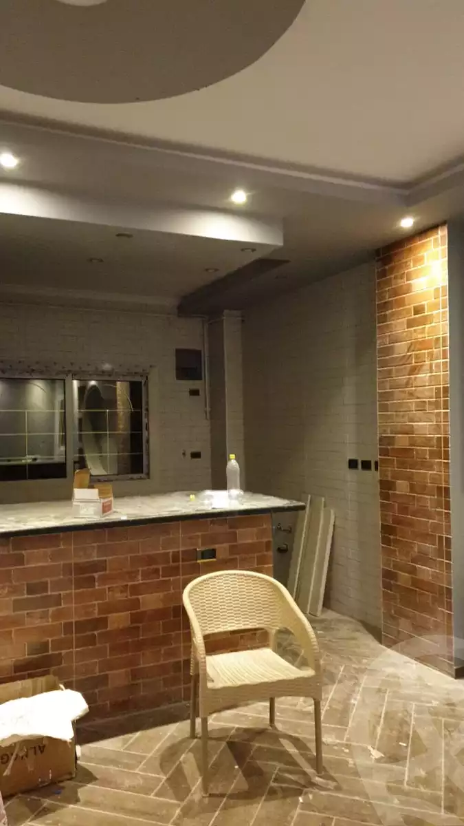 https://aqarmap.com.eg/ar/listing/6313177-for-rent-cairo-new-cairo-ganob-el-akadamiya-south-academy-b-taha-hussein-st