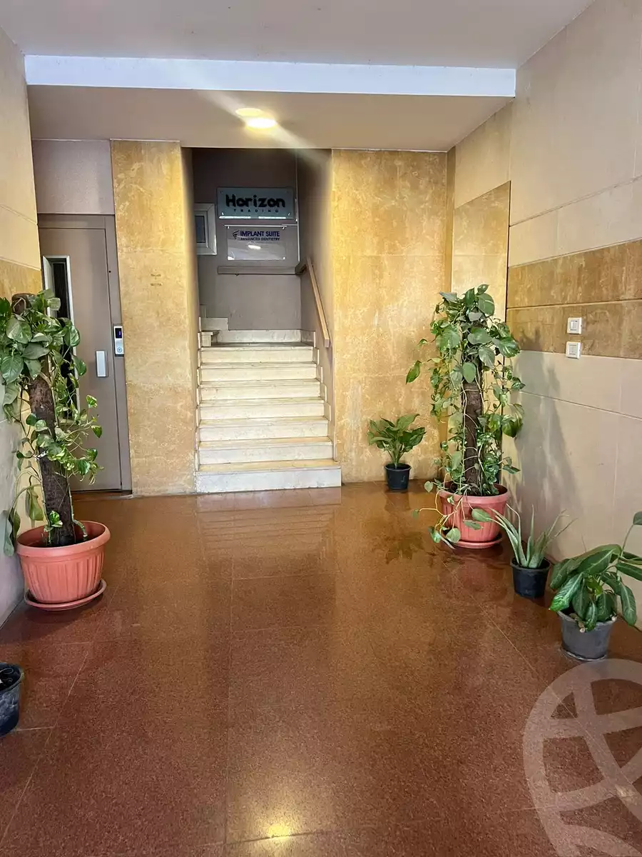 https://aqarmap.com.eg/ar/listing/5782352-for-rent-cairo-el-mohandesen-lebnan-square