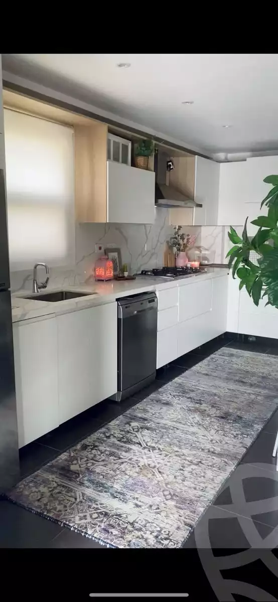 https://aqarmap.com.eg/ar/listing/6313971-for-rent-cairo-el-sheikh-zayed-city-compounds-kmbwnd-wyst-twn-swdyk