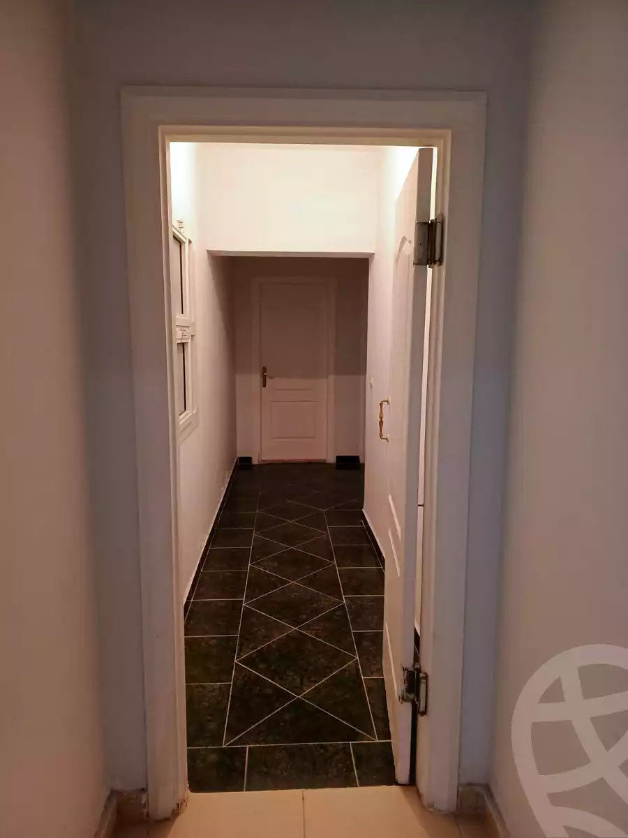 https://aqarmap.com.eg/en/listing/6314144-for-sale-cairo-el-sheikh-zayed-city-compounds-beverly-hills