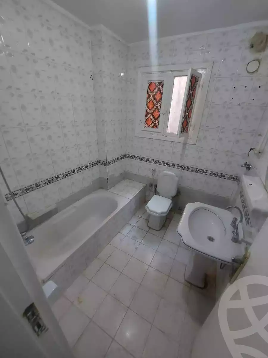 https://aqarmap.com.eg/en/listing/6314425-for-sale-cairo-helwan-hadayek-helwan-el-shareef