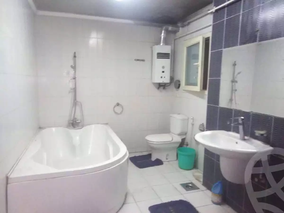 https://aqarmap.com.eg/ar/listing/6315925-for-sale-cairo-helwan-helwan-el-sharkeya-ismael-kamel-st