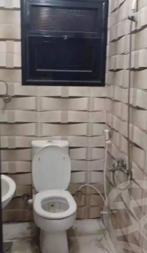 https://aqarmap.com.eg/ar/listing/6316648-for-rent-cairo-ain-shams-jsr-lswys