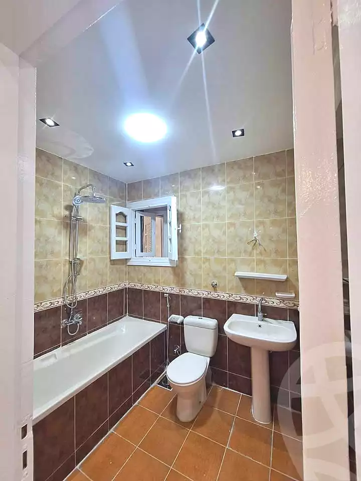 https://aqarmap.com.eg/ar/listing/6316967-for-sale-alexandria-miami-mohammed-ibn-saed-st