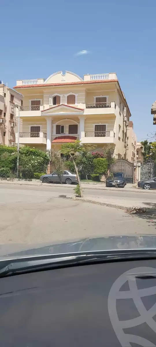 https://aqarmap.com.eg/en/listing/6317665-for-sale-cairo-new-cairo-el-ahyaa-first-neighborhood-street-1