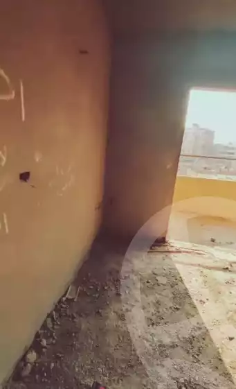 https://aqarmap.com.eg/ar/listing/6318713-for-sale-cairo-helwan-helwan-el-sharkeya-mostafa-safwat-st
